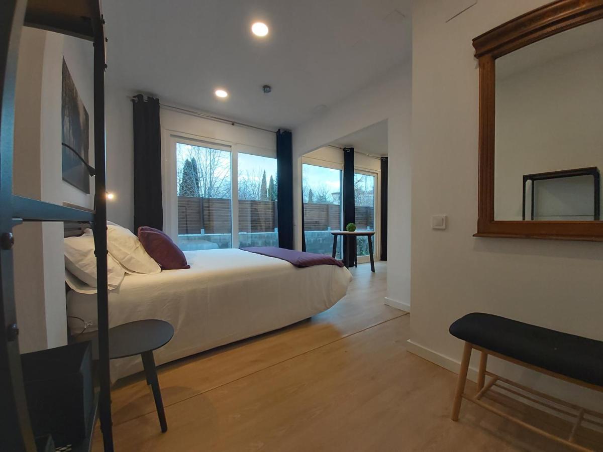 Acero Y Piedra Apartamentos Con Jardin Privado Cerceda  ภายนอก รูปภาพ