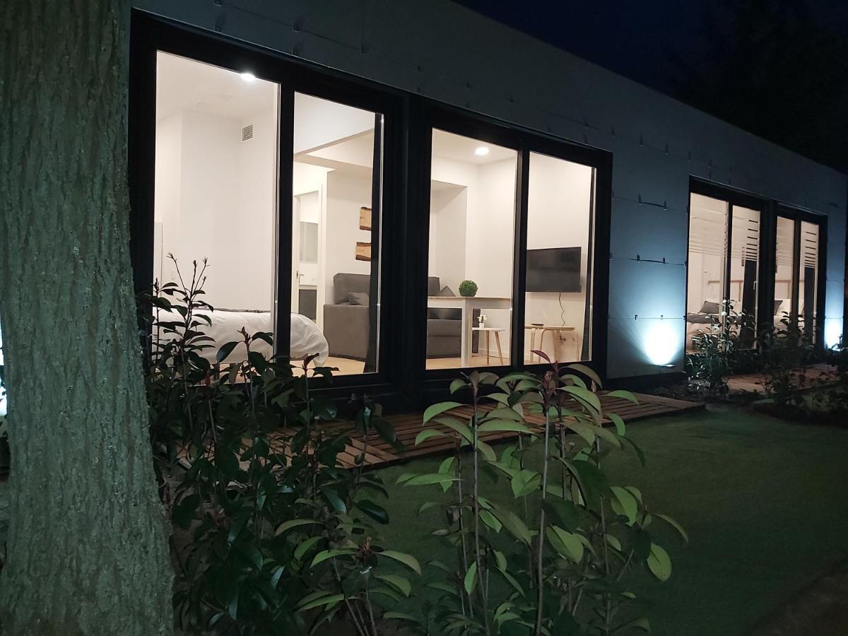 Acero Y Piedra Apartamentos Con Jardin Privado Cerceda  ภายนอก รูปภาพ