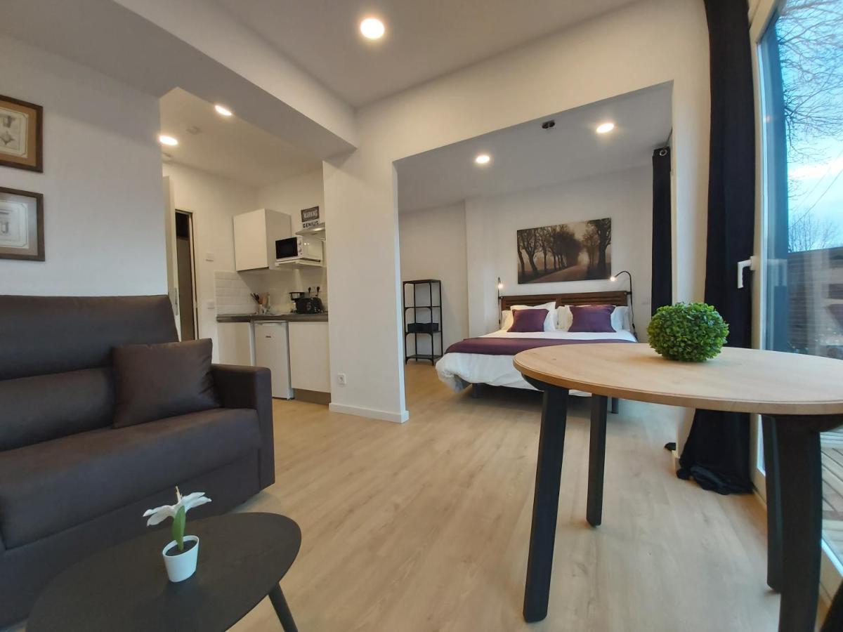 Acero Y Piedra Apartamentos Con Jardin Privado Cerceda  ภายนอก รูปภาพ