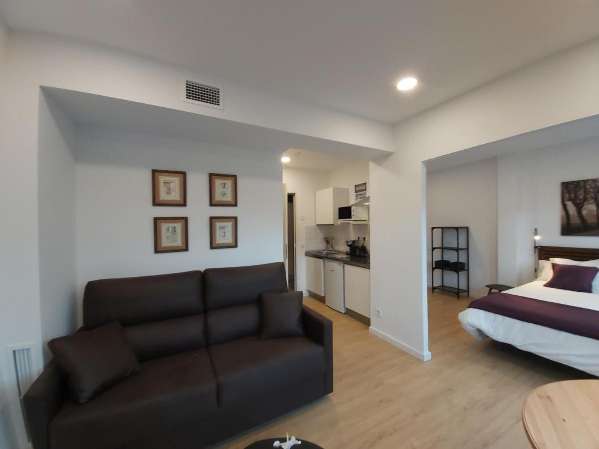 Acero Y Piedra Apartamentos Con Jardin Privado Cerceda  ภายนอก รูปภาพ