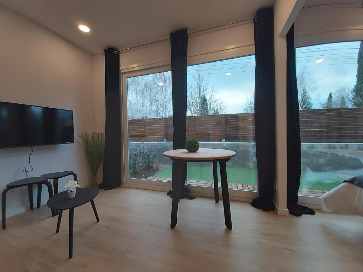 Acero Y Piedra Apartamentos Con Jardin Privado Cerceda  ภายนอก รูปภาพ