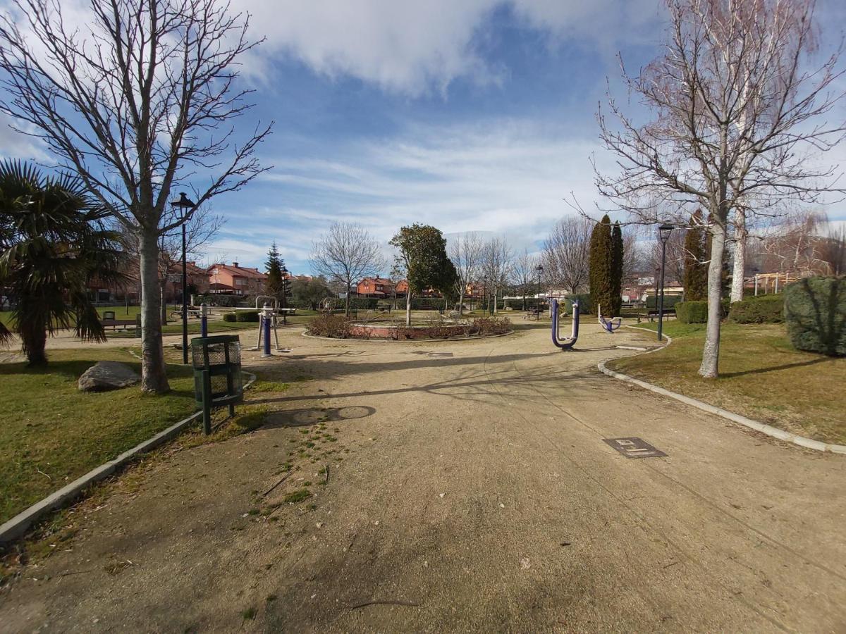 Acero Y Piedra Apartamentos Con Jardin Privado Cerceda  ภายนอก รูปภาพ