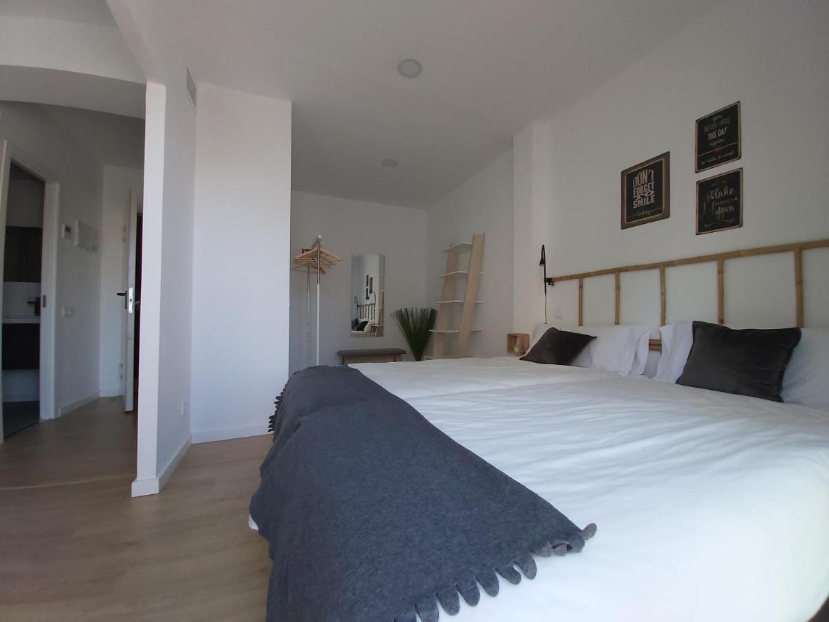 Acero Y Piedra Apartamentos Con Jardin Privado Cerceda  ภายนอก รูปภาพ